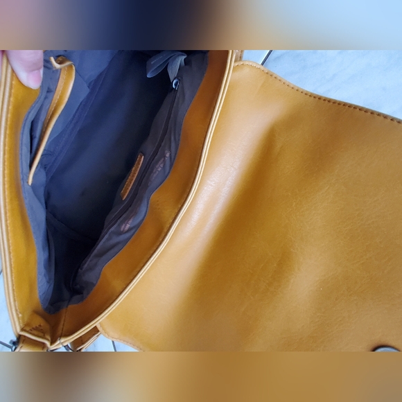 Matt and Nat Vintage Reiti Vegan Satchel - Picture 7 of 16